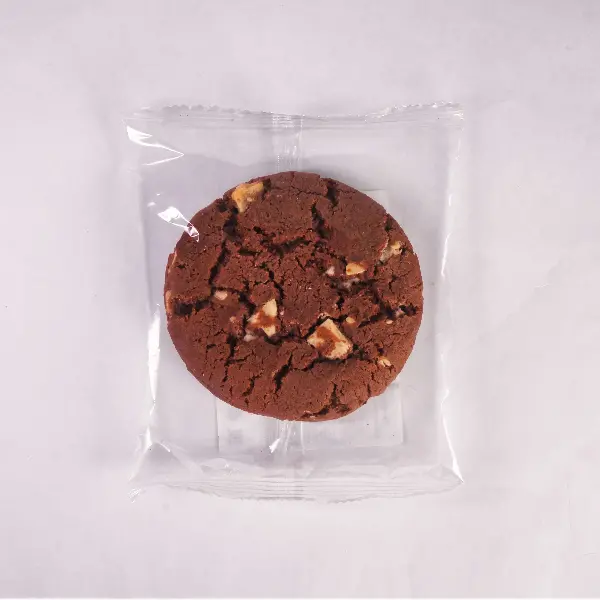 Кукис шоколадный с белой шоколадной глазурью Сheeseberry 70гр, 28шт/кор прозрачная упаковка