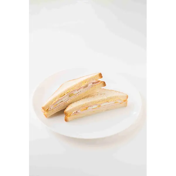Сэндвич с беконом, цыпленком и яйцом YORK FRESH 150гр, 6шт/кор