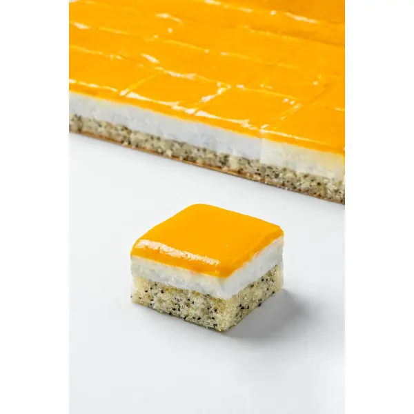 Пирожное птифур Торт Манго Бенье 34,28гр, 70шт/упак, 3 упак/кор