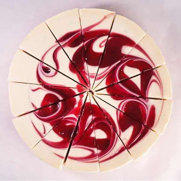 Чизкейк Нью-Йорк с клубникой Cheeseberry 100гр, 12 порций/1,2кг/шт, 4шт/кор