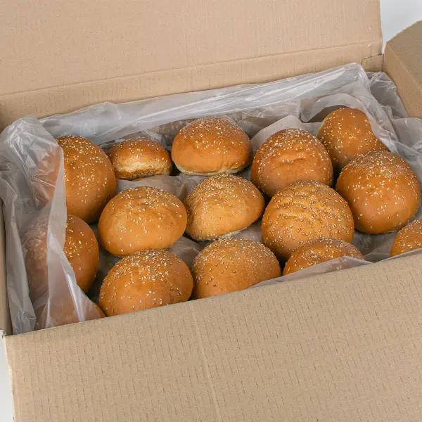 Булочка для гамбургера с кунжутом пшеничная классическая d125мм Багетная мастерская 80гр, 45шт/кор