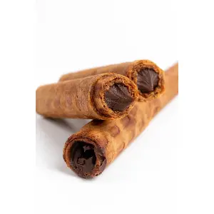 Трубочка шоколадная с фундуком Macaronshop 75гр, 30шт/кор