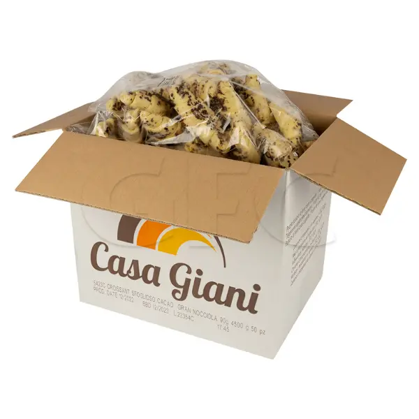 Круассан с начинкой фундук-какао и шоколадным декором Casa Giani 90гр, 50шт/кор