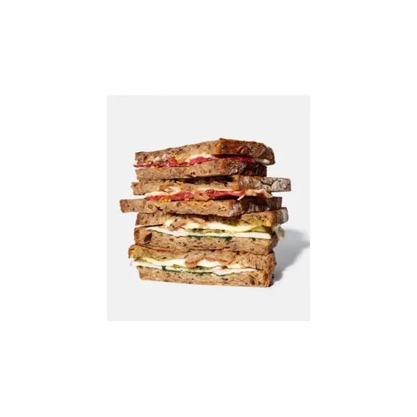 Сэндвич с куриной грудкой на подовом хлебе ТопМарк 160гр, 10шт/кор