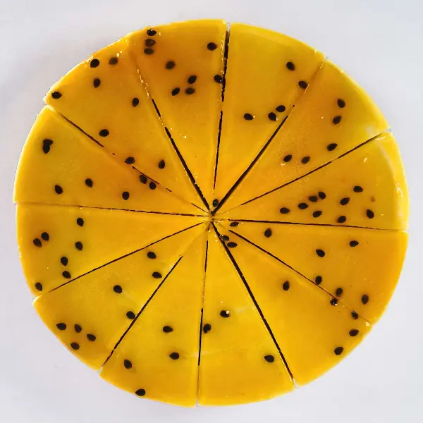 Чизкейк Манго-маракуйя Cheeseberry 100гр, 12 порций/1,2кг/шт, 4шт/кор